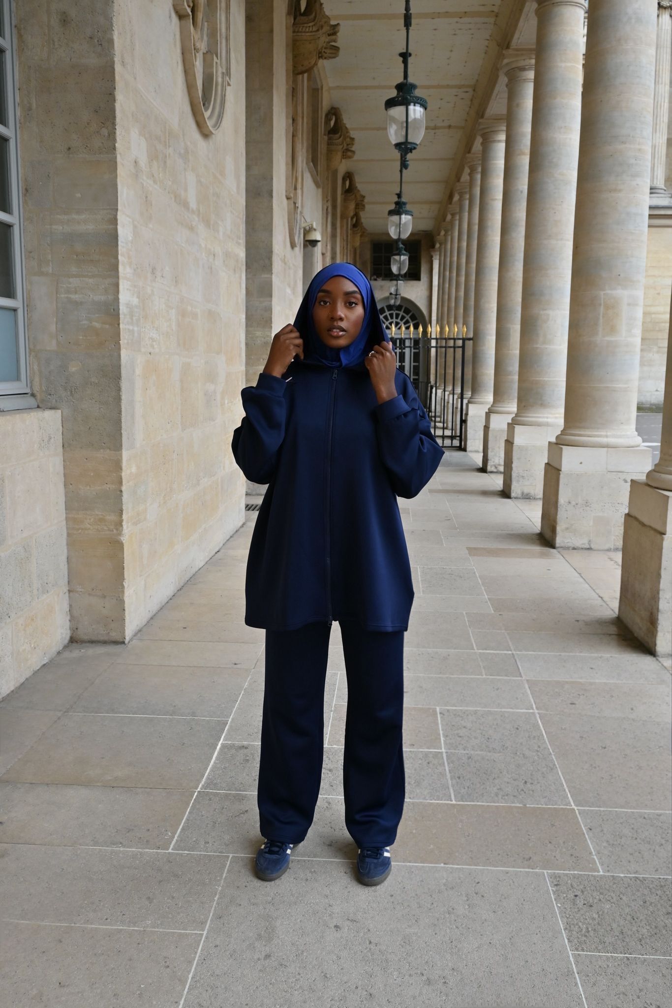 Sahar – Ensemble à l’allure sport-chic - BLEU MARINE